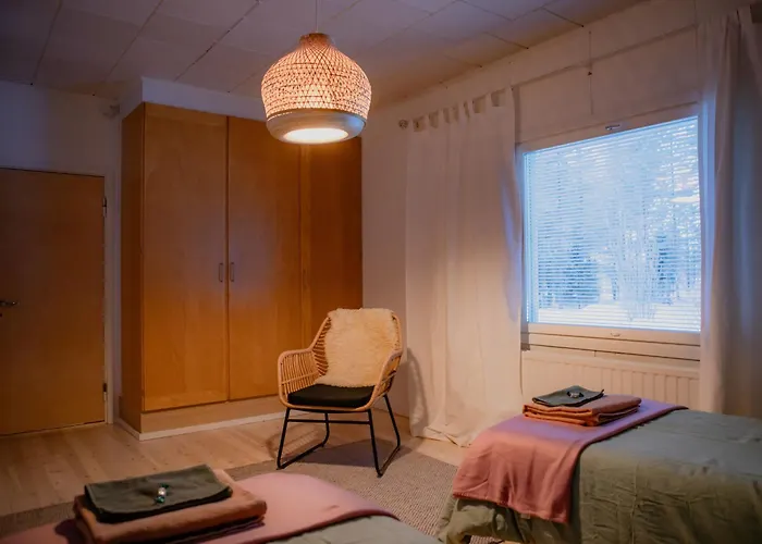 アパート The House Under Northern Lights *